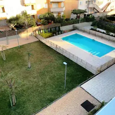 Con Piscina Y Cerca De La Playa *
