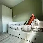 Con Piscina Y Cerca De La Playa 公寓 坎布里尔斯