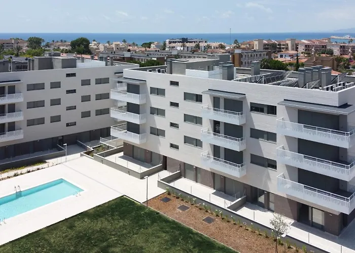 Con Piscina Y Cerca De La Playa *