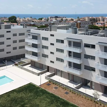 Con Piscina Y Cerca De La Playa *